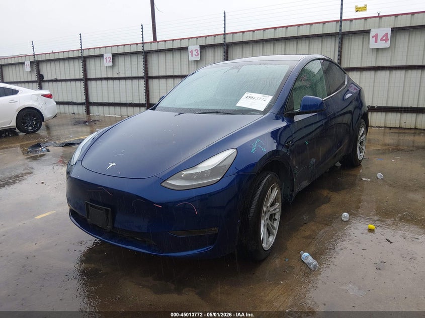 7SAYGDEE6PA112954 2023 Tesla Model Y Awd/Long Range Dual Motor All-Wheel Drive photo 1