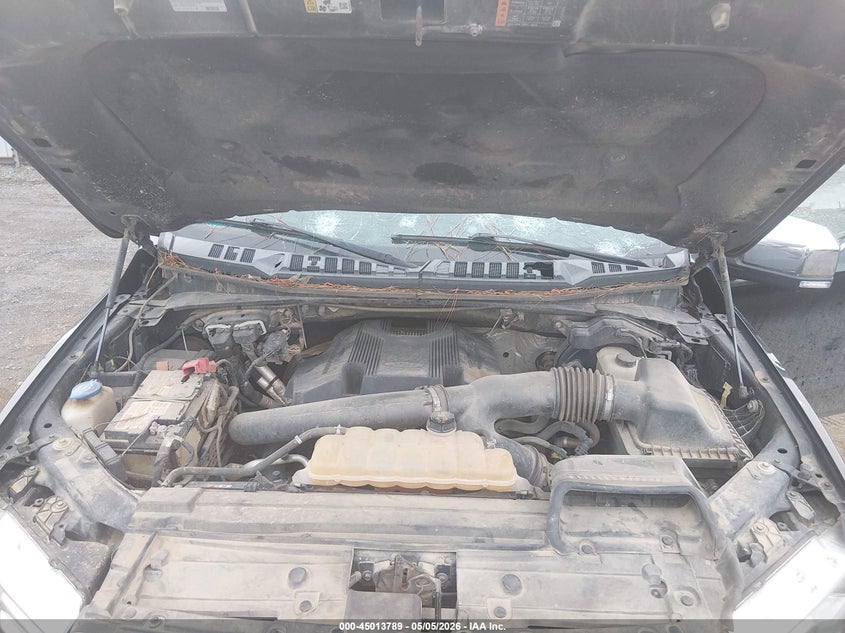 VIN 1FTEW1EG9JFC83061 2018 FORD F-150 PLATINUM