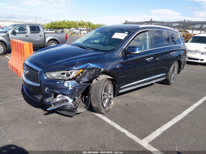 2018 INFINITI QX60 auction photo 2