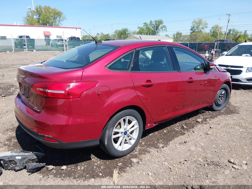 Vin: 1fadp3f22fl254524, lot: 45511669, ford focus se 20154