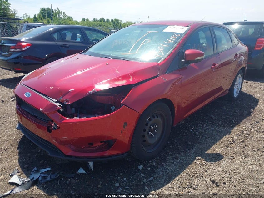 Vin: 1fadp3f22fl254524, lot: 45511669, ford focus se 20152