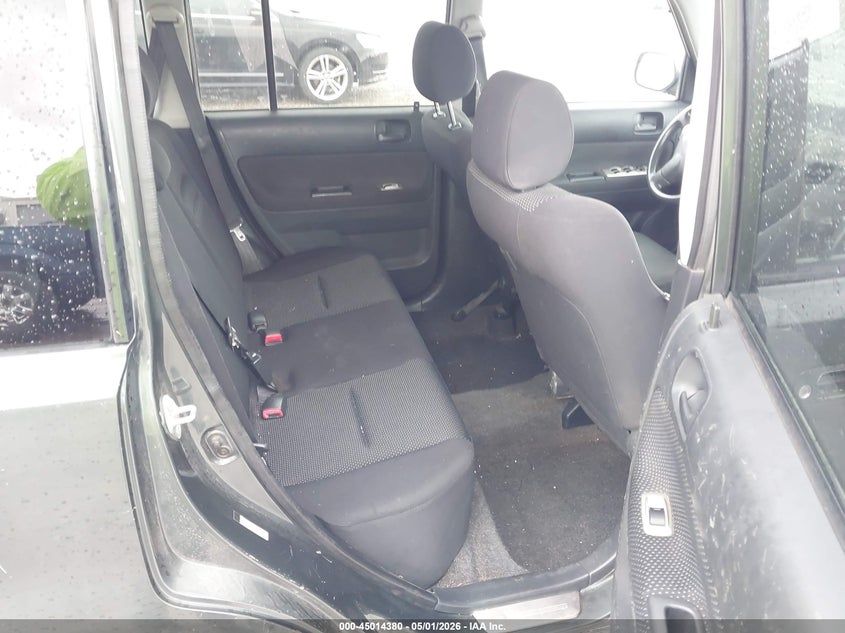 2004 Scion Xb VIN: JTLKT334040142021 Lot: 45014380