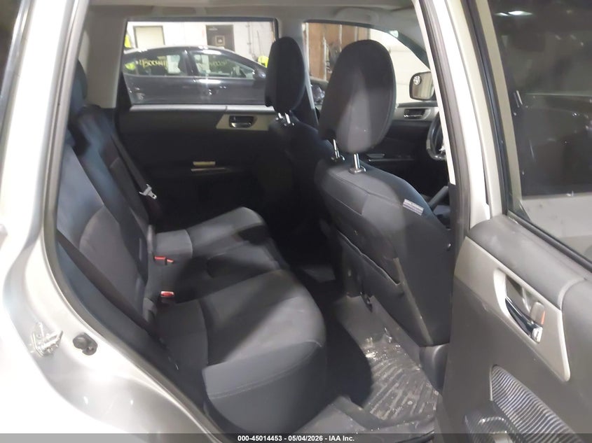 2010 SUBARU FORESTER auction photo 8