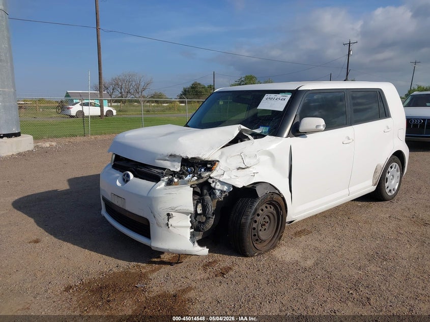 Vin: jtlze4fe0ej051684, lot: 45512031, scion xb 20142