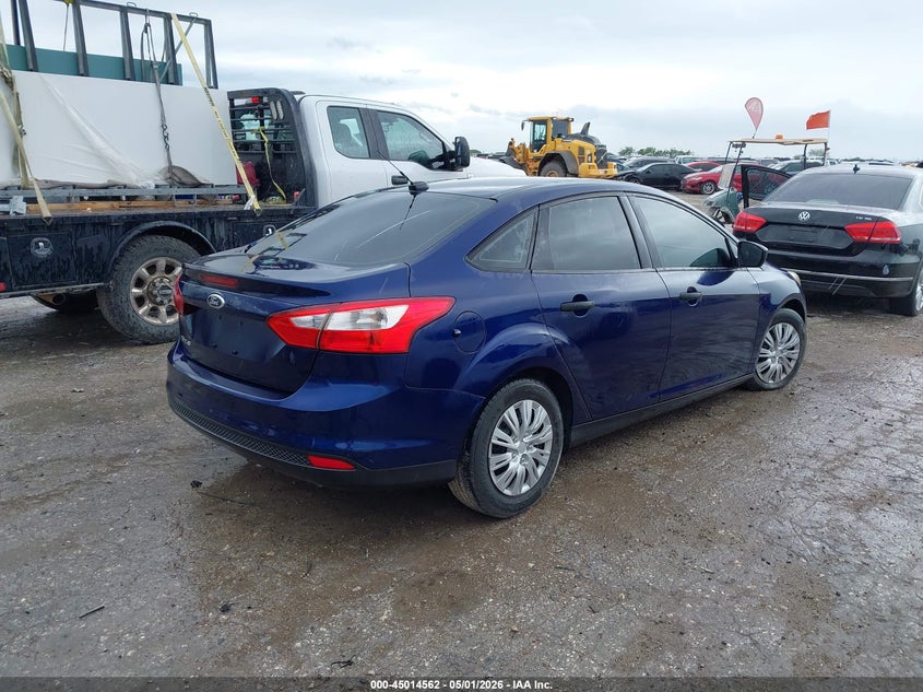 Vin: 1fahp3e28cl153602, lot: 45512045, ford focus s 20124