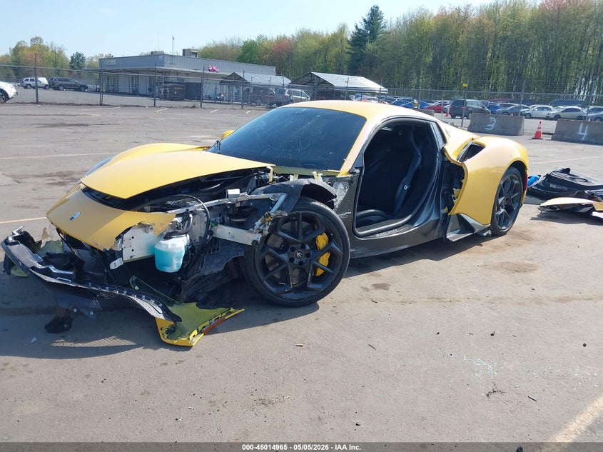 Vin: zam24bxa1n0378726, lot: 45512448, maserati mc20 20222