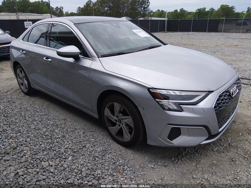 Vin: wauaudgy3ra085514, lot: 45512456, audi a3 premium 40 tfsi front-wheel drive s tronic 2024 img_1