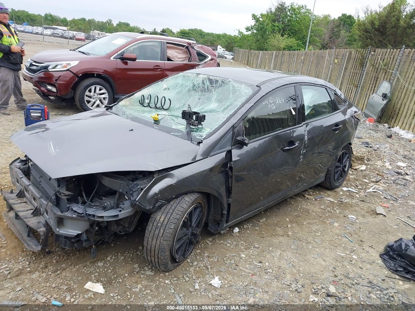 Vin: 1fadp3fe8jl215133, lot: 45512616, ford focus se 20182