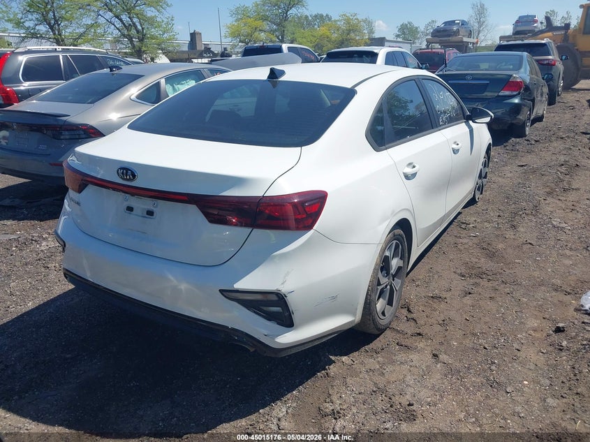 VIN 3KPF24AD1ME410462 2021 KIA FORTE LXS