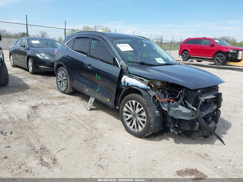 FORD ESCAPE TITANIUM HYBRID 2022