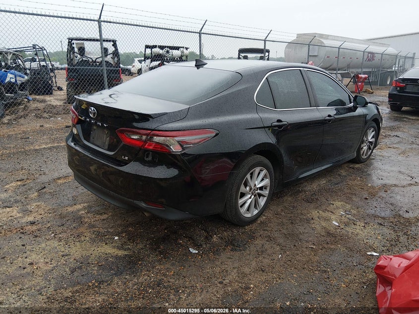 2021 TOYOTA CAMRY auction photo 4