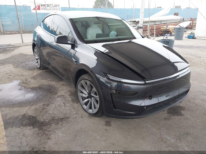 7SAYGDED3TF445438 TESLA MODEL Y PREMIUM REAR-WHEEL DRIVE/REAR-WHEEL DRIVE 2026