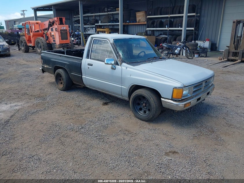 1988 TOYOTA PICKUP 1/2 TON RN50