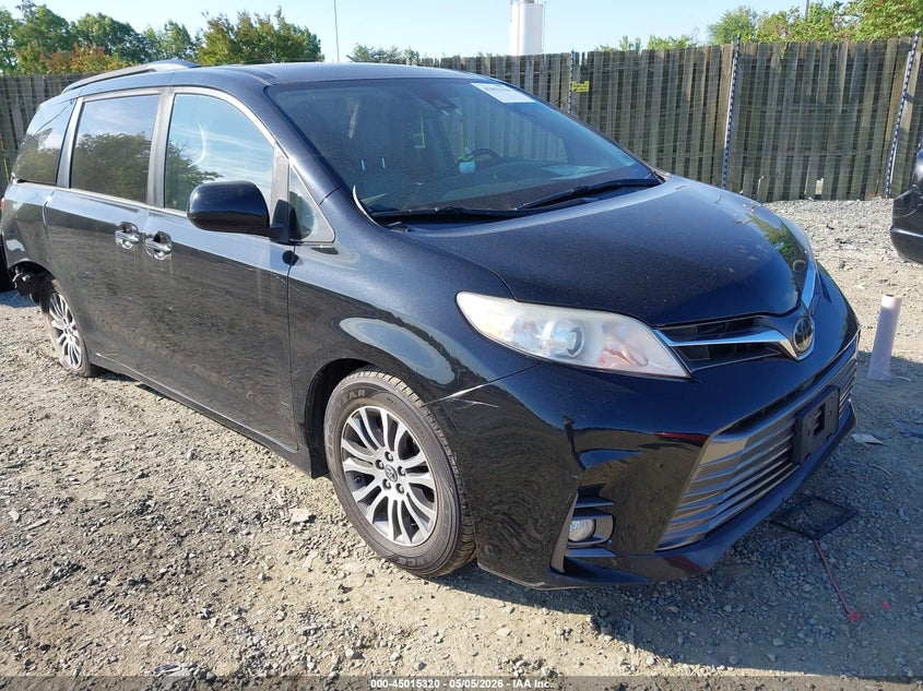 2019 Toyota Sienna Xle Premium 8 Passenger
