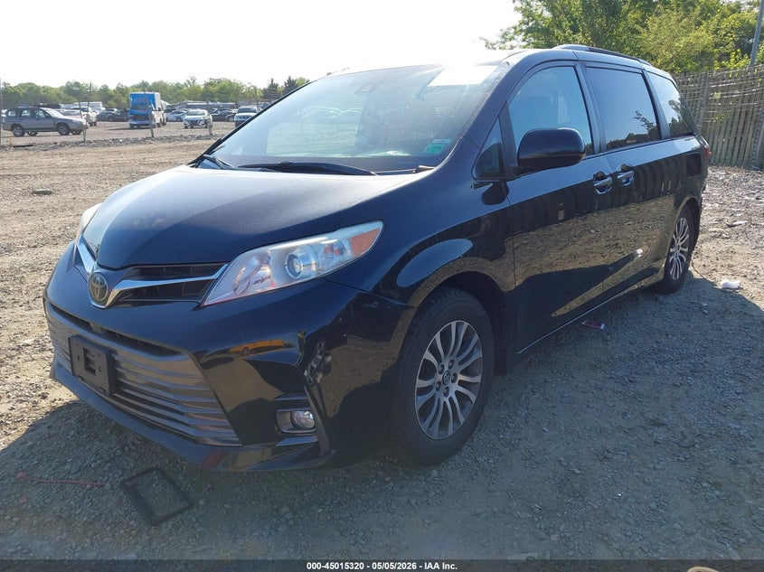 2019 Toyota Sienna Xle Premium 8 Passenger 5TDYZ3DC3KS019642 photo 1
