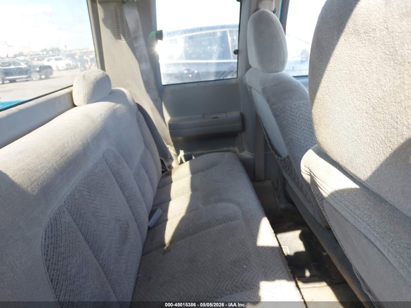 1996 Chevrolet Gmt-400 K3500 VIN: 1GCHK39R4TE246587 Lot: 45015386