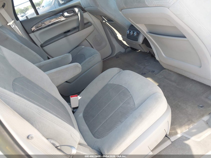 2017 BUICK ENCLAVE auction photo 8