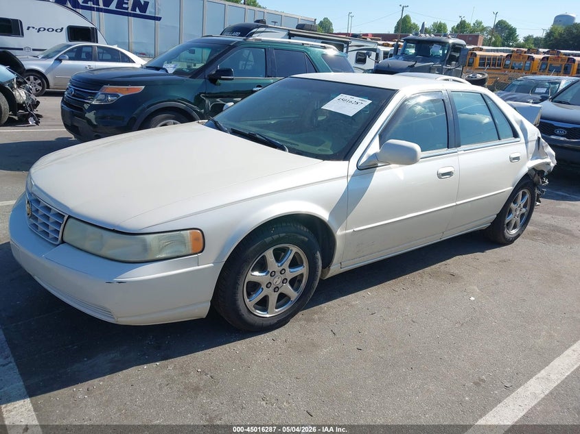 2001 CADILLAC SEVILLE auction photo 2