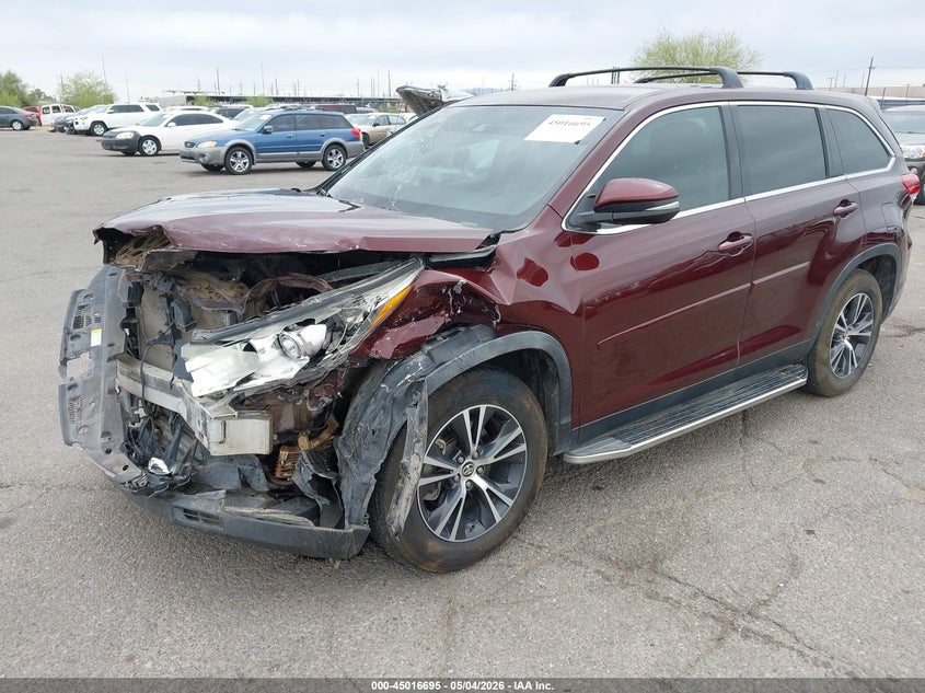 2019 Toyota Highlander Le 5TDZZRFHXKS351139 photo 1