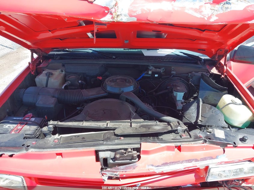 1994 Chevrolet Gmt-400 C1500 VIN: 1GBDC14Z1RZ156942 Lot: 45016829