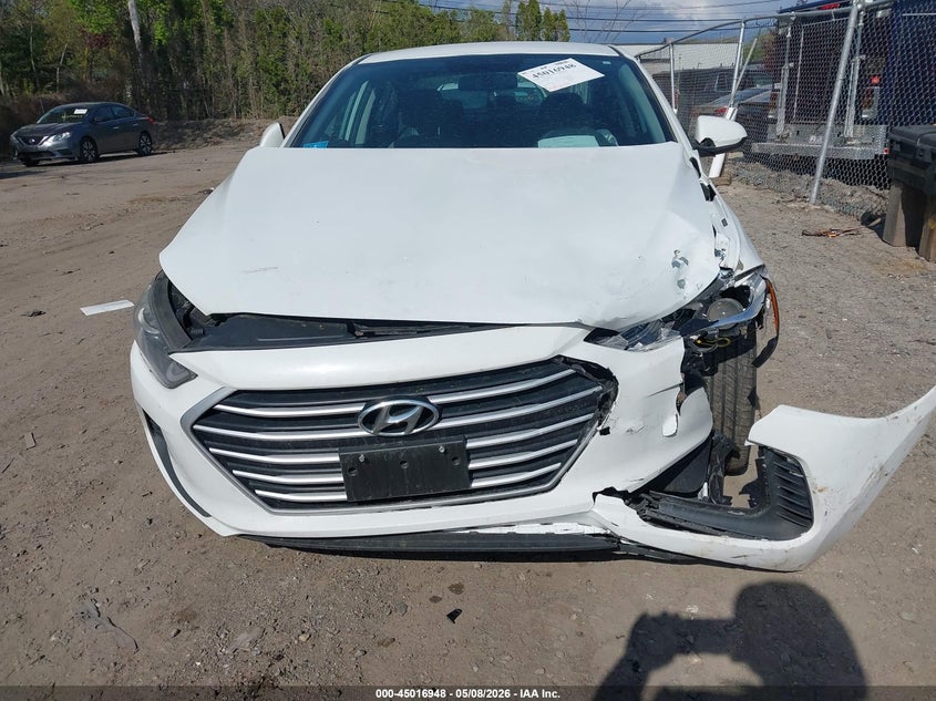 2017 HYUNDAI ELANTRA auction photo 6