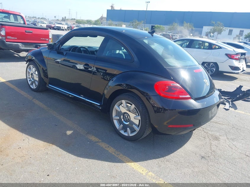 3VWJP7AT2CM652960 2012 Volkswagen Beetle 2.5 2.5L black