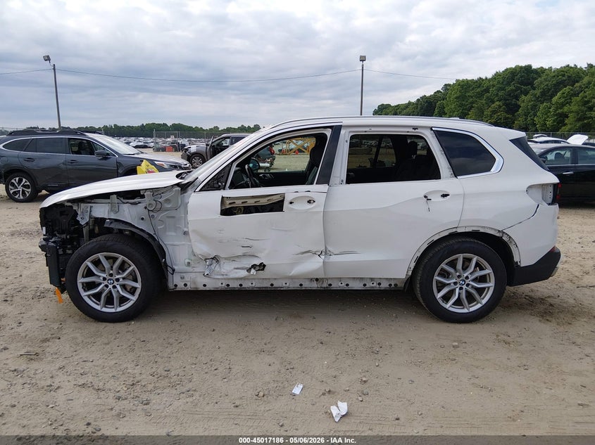 VIN 5UXCR6C5XKLL62334 2019 BMW X5 XDRIVE40I