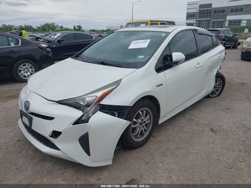 2016 TOYOTA PRIUS auction photo 2