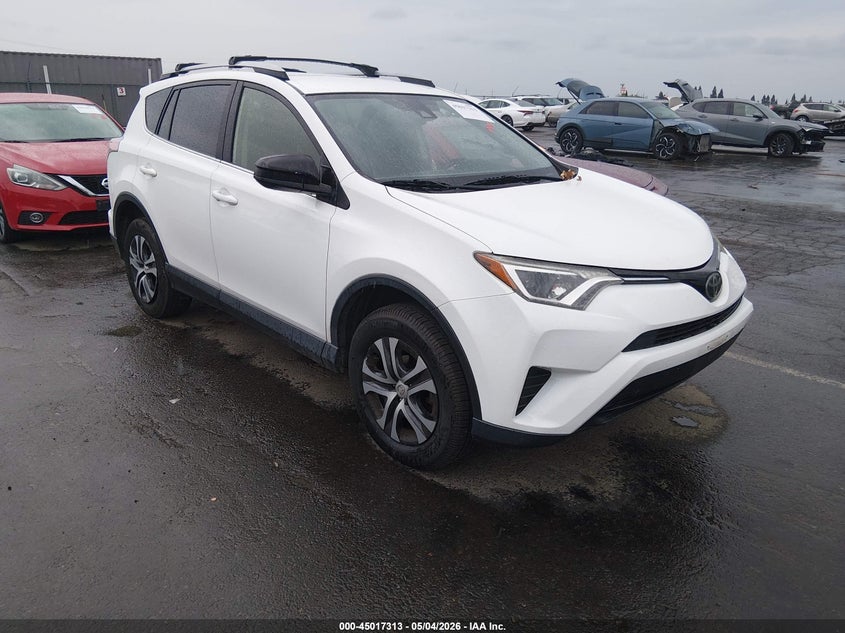 2018 TOYOTA RAV4 LE