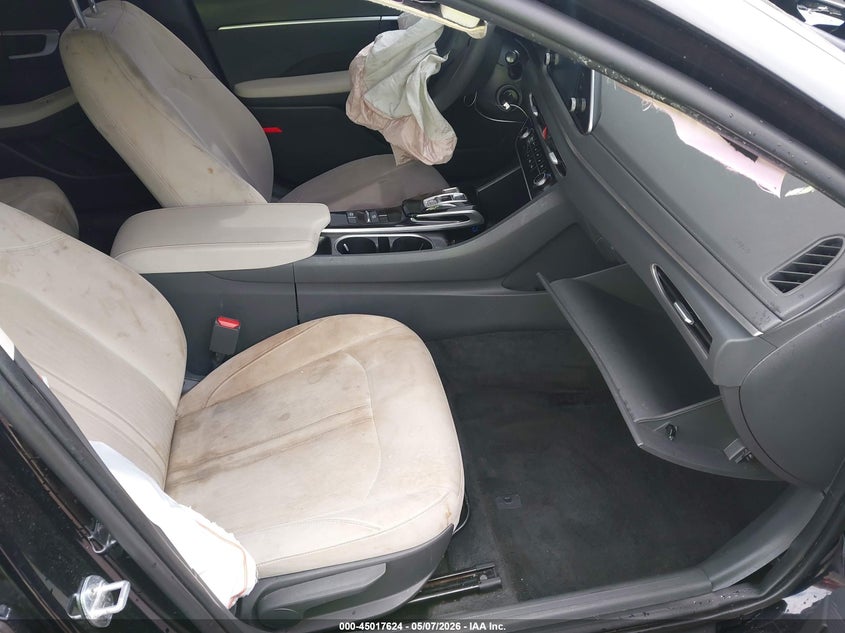 2023 HYUNDAI SONATA auction photo 5