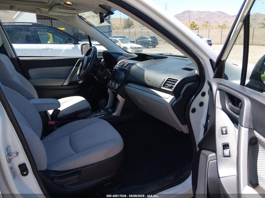 2017 SUBARU FORESTER auction photo 5