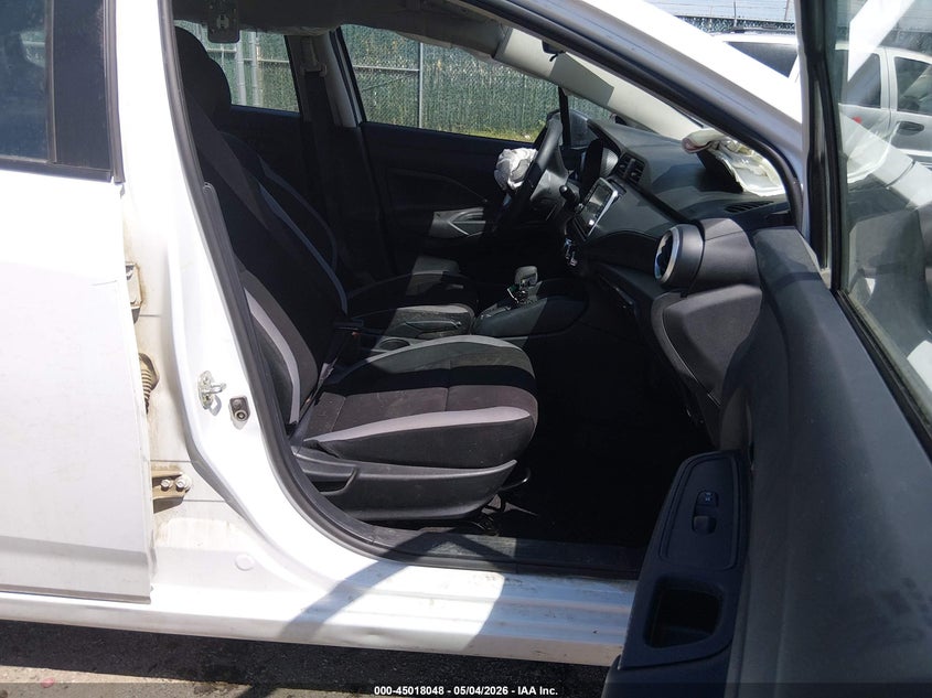 AtlanticExpress - Nissan Versa