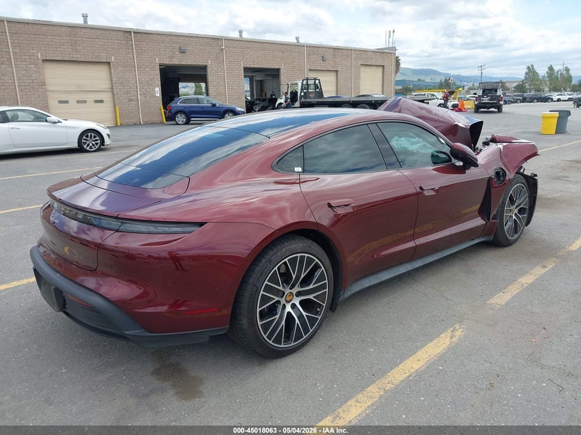 2022 PORSCHE TAYCAN auction photo 4