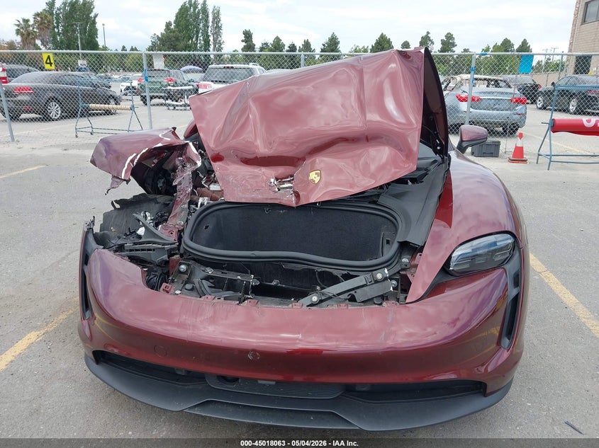 2022 PORSCHE TAYCAN auction photo 6