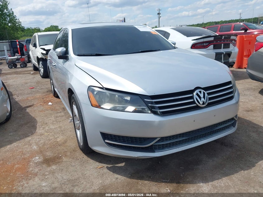 2013 VOLKSWAGEN PASSAT 2.5L SE