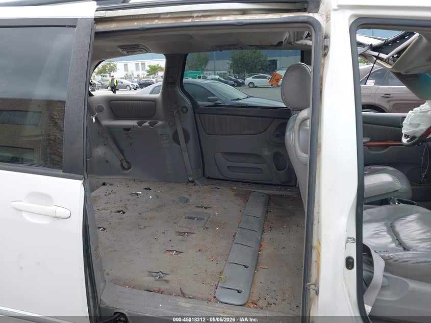 2004 TOYOTA SIENNA VAN 3.3L V-6 DOHC, VVT, 230HP