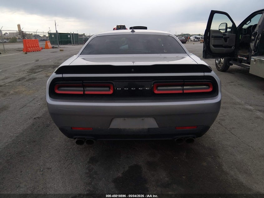 2C3CDZAG7FH737206 2015 Dodge Challenger 3.6 Sxt Silver