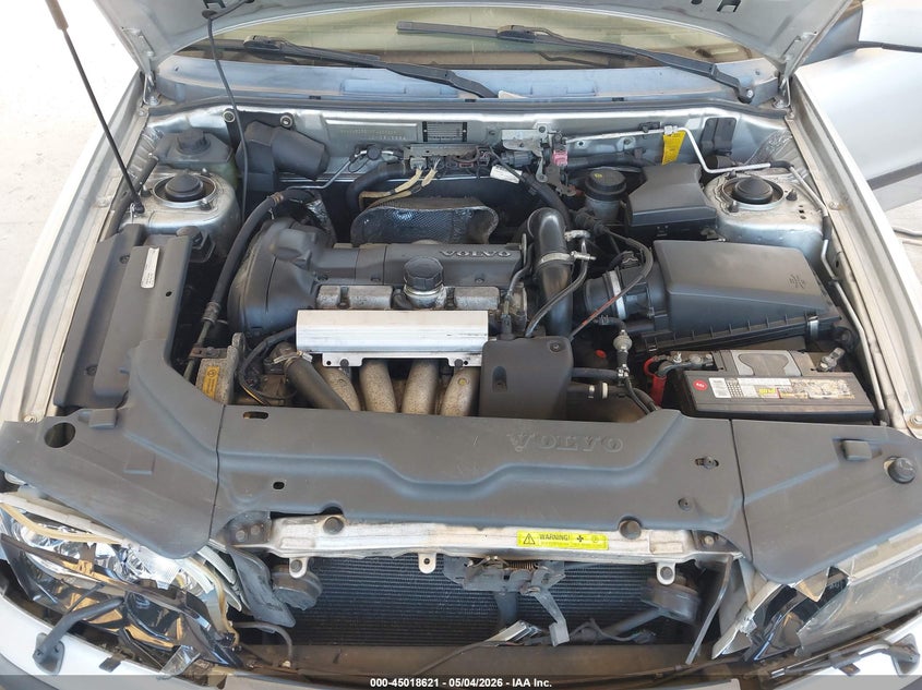 2000 Volvo S40 A/As VIN: YV1VS2550YF435135 Lot: 45018621