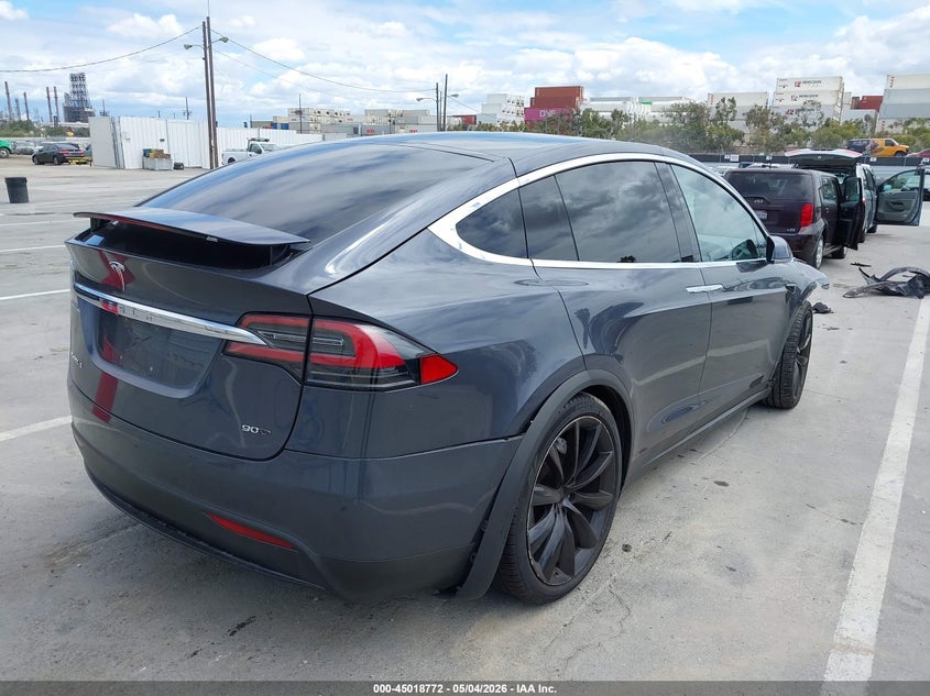 Vin: 5yjxcbe25hf037991, lot: 45516255, tesla model x 100d/75d/90d 20174