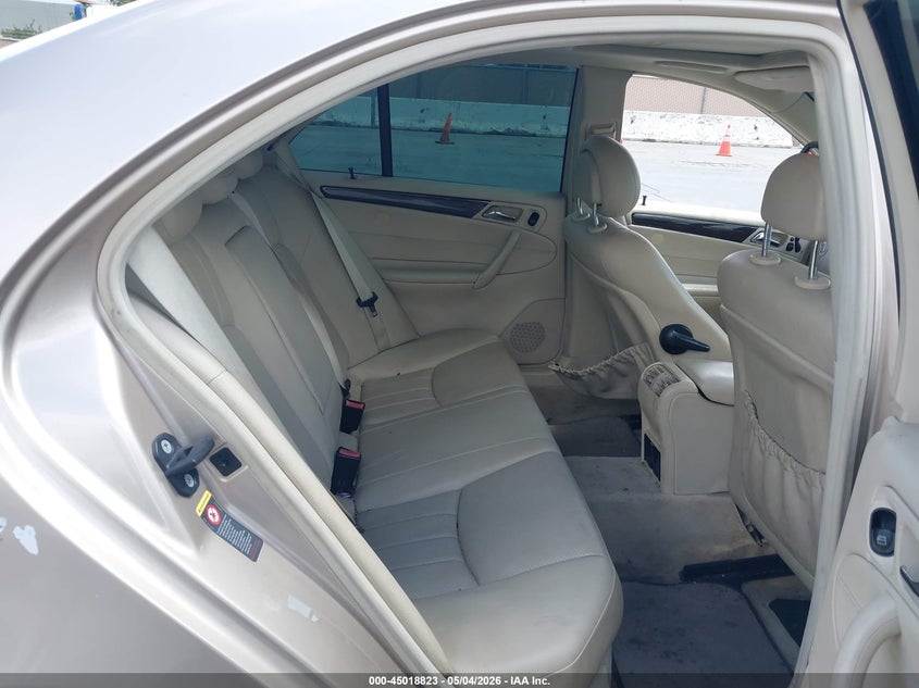 2005 Mercedes-Benz C 240 Luxury VIN: WDBRF61JX5A669831 Lot: 45018823