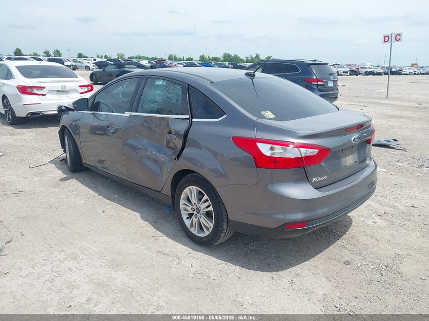 Vin: 1fahp3h29cl410858, lot: 45516643, ford focus sel 20123