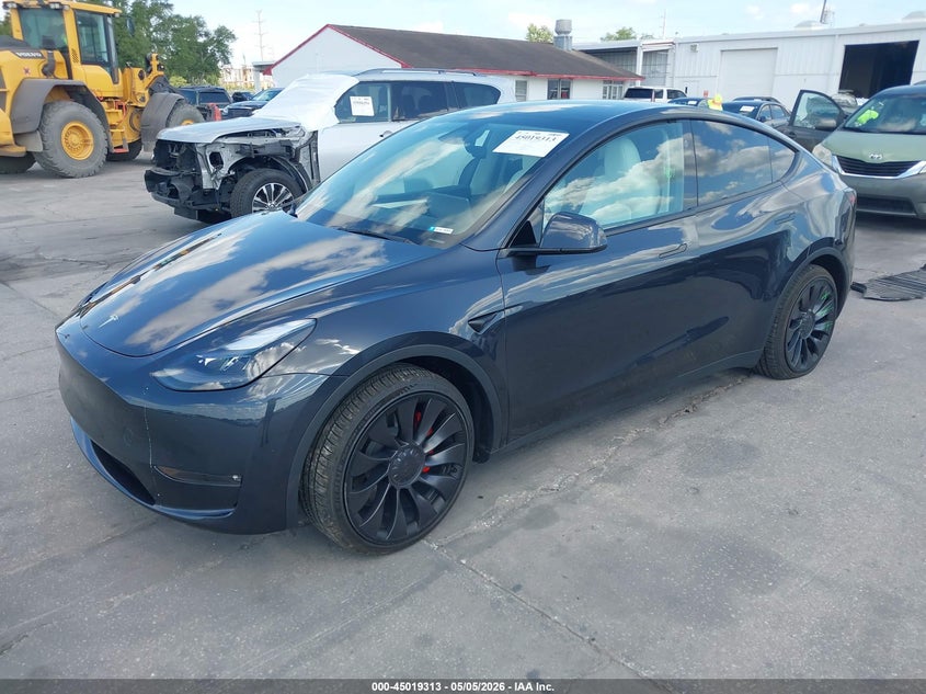2024 Tesla Model Y Performance Dual Motor All-Wheel Drive 7SAYGDEF0RF048733 photo 1