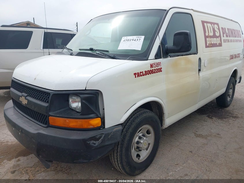 2014 CHEVROLET EXPRESS 2500 auction photo 2