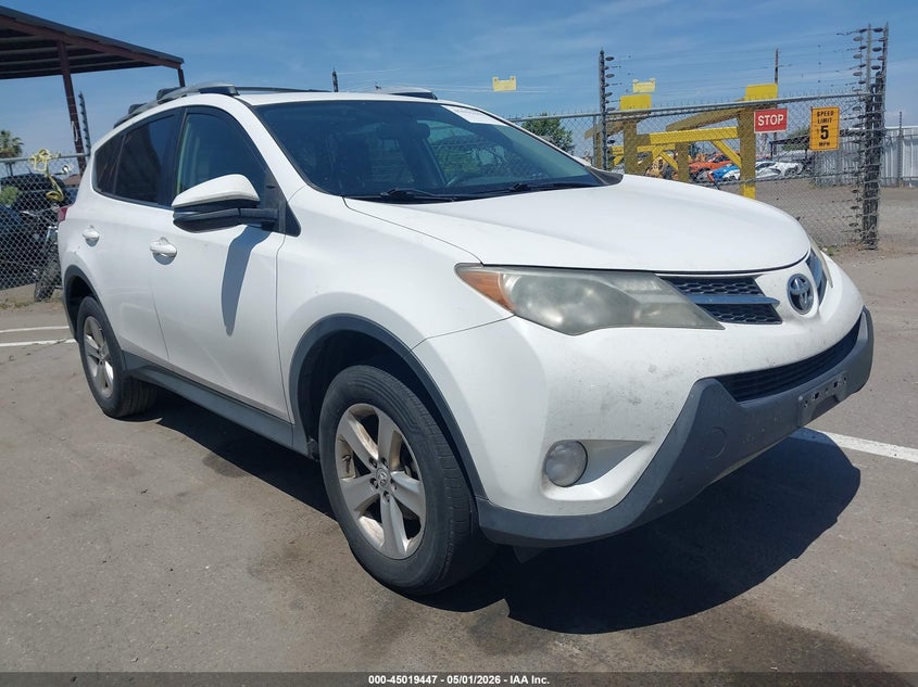 2014 TOYOTA RAV4 XLE