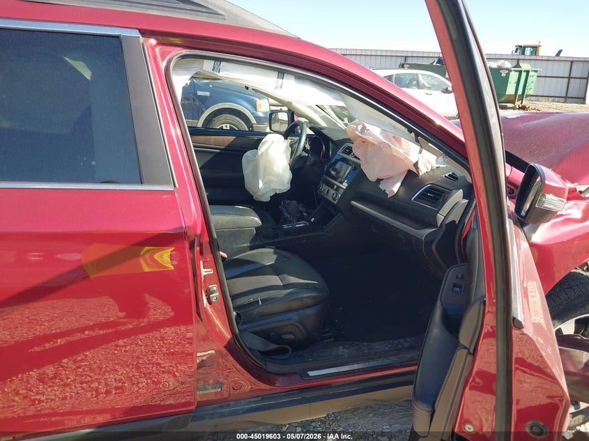 2017 SUBARU OUTBACK auction photo 5