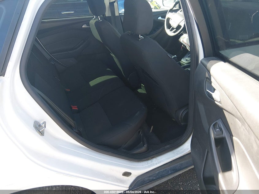2016 FORD FOCUS auction photo 8