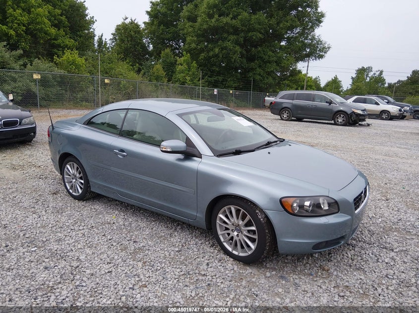 2009 Volvo C70 T5