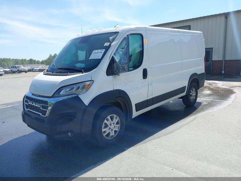 Vin: 3c6lrvag5se510650, lot: 45517620, ram promaster 1500 slt low roof 136 wb 20252