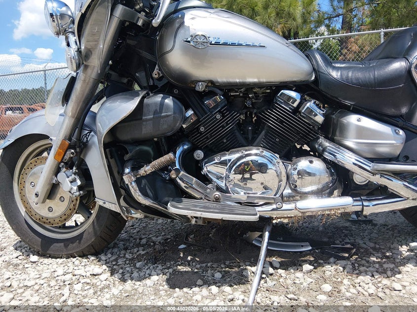 2005 Yamaha Xvz13 Tf VIN: JYAVP04E45A008512 Lot: 45020206