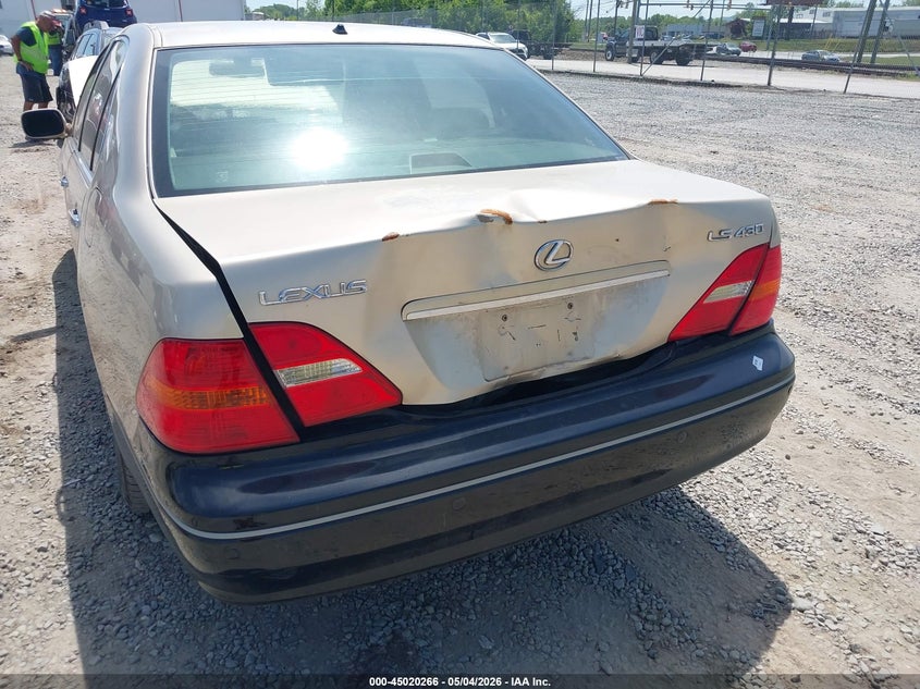 2002 LEXUS LS 430 auction photo 6